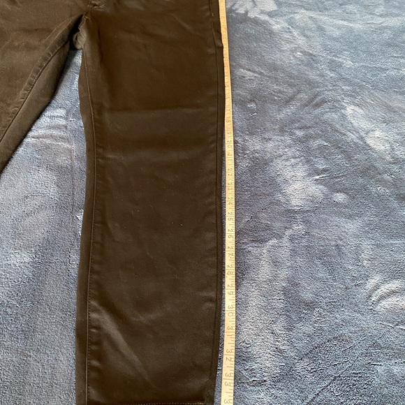 Bootlegger Cropped Black Jeans - Picture 5 of 9